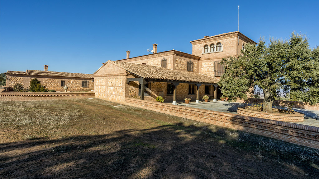 Finca Cinegética con Olivar y Viñedo en Toledo - GILMAR ...